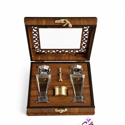 باکس چوبی شیشه‌ای همراه با ۲ شمس هاون نقلی